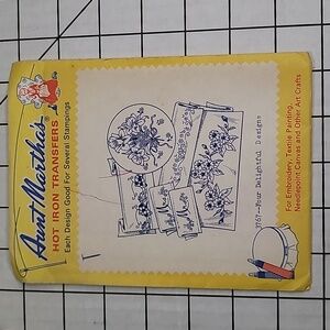 Aunt Martha's Hot Iron Transfers - Charming Designs Linens, 3767 Four Delightful